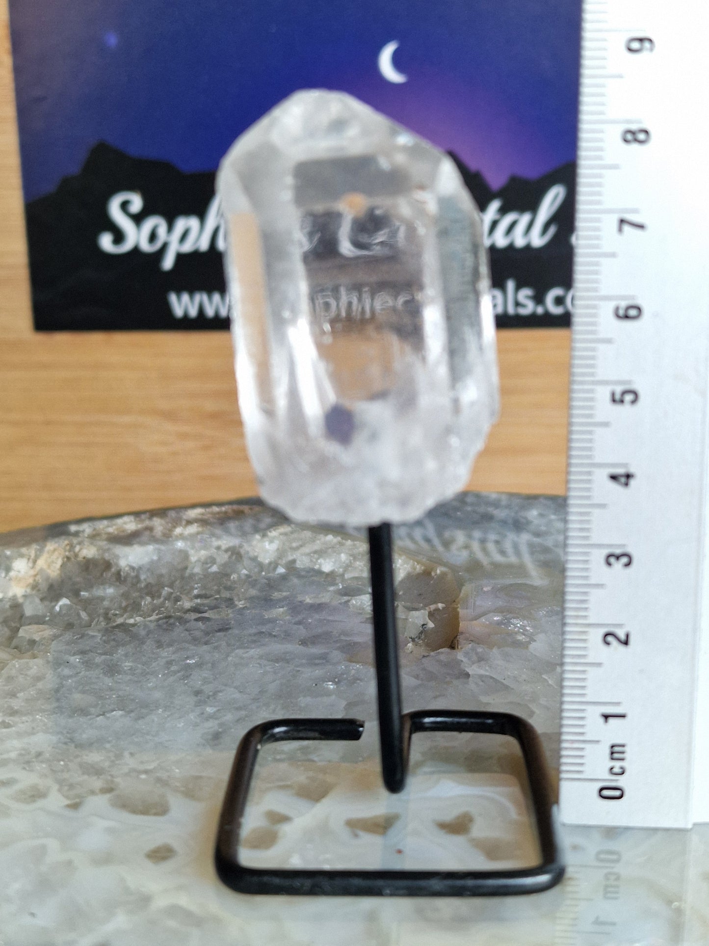 Bjergkrystal på stand