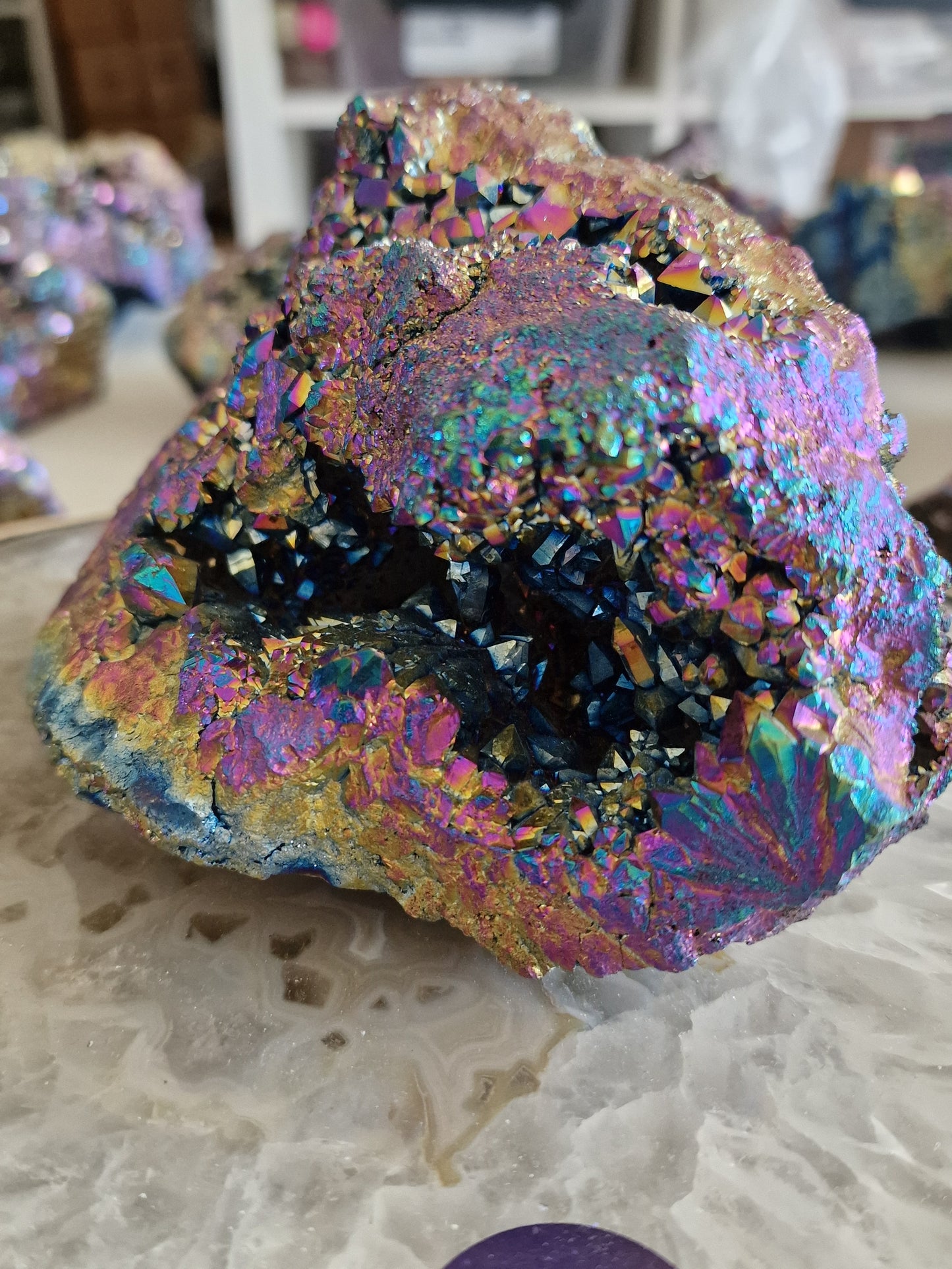 Titanium Aura (også kaldet Flame Aura) 1,2 kg – Unik krystal fra Arkansas, USA