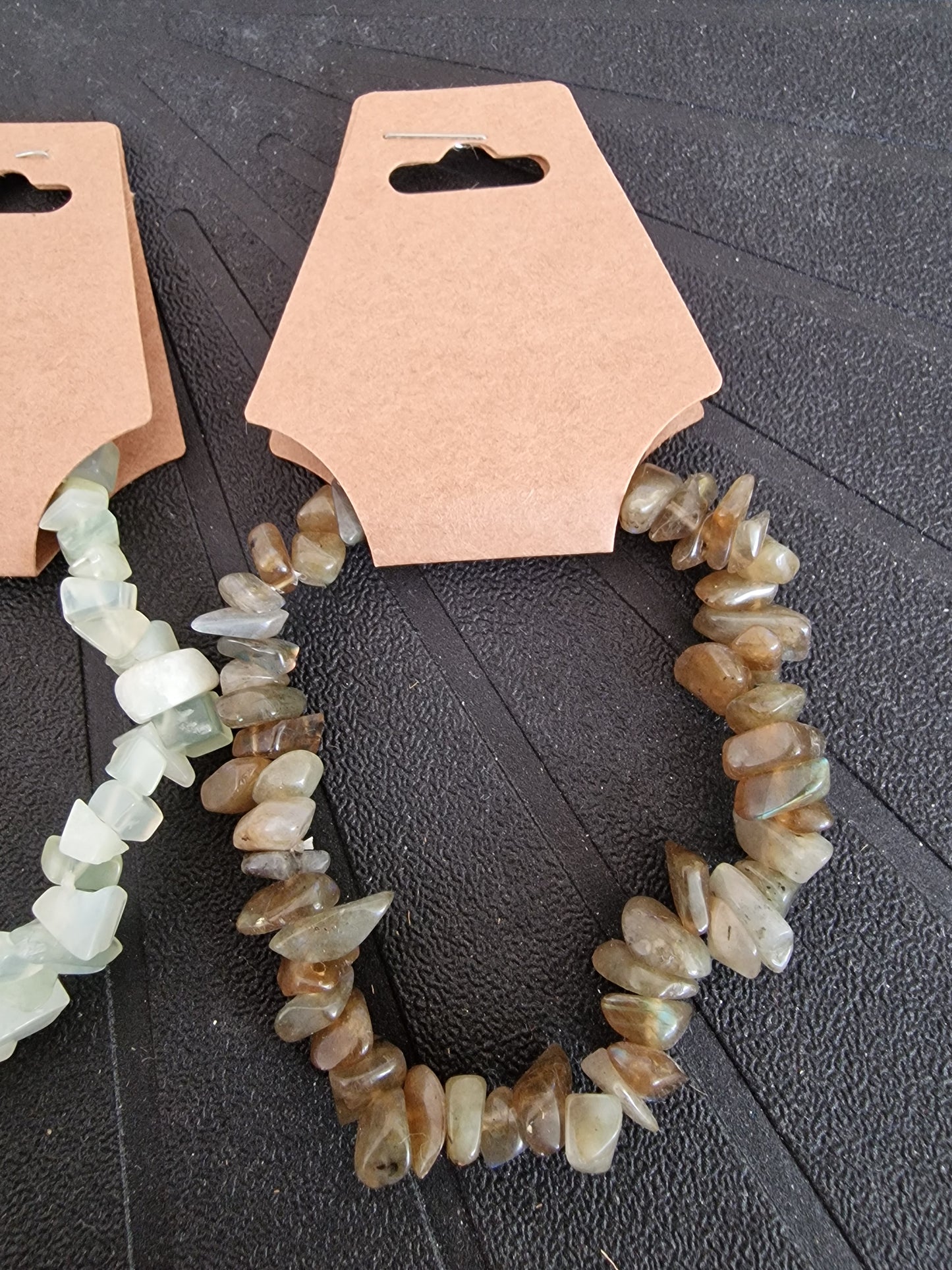 Sæt med 3 naturlige stenarmbånd