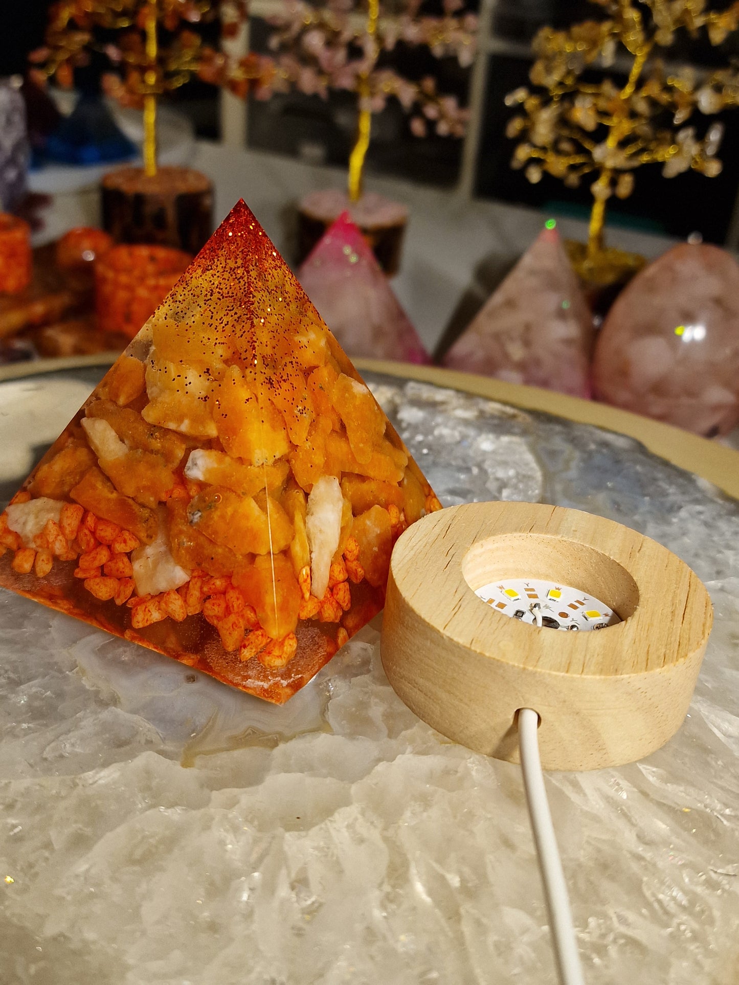 Orange Calcite lampe