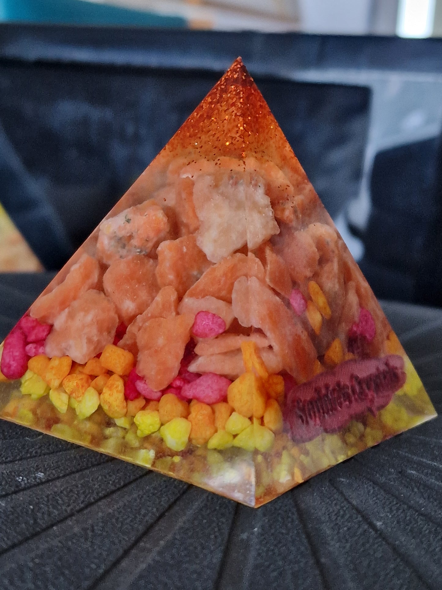 Orange Calcite pyramide